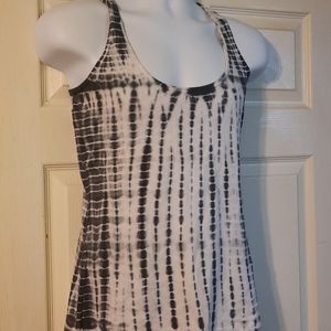 White and gray tank top.